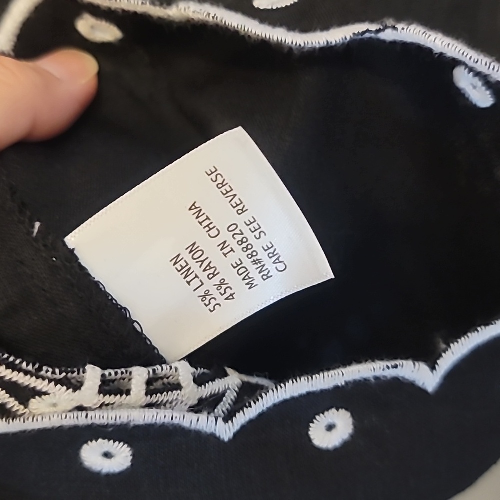 Christian Siriano Linen Blend Crop Top - Picture 4 of 4